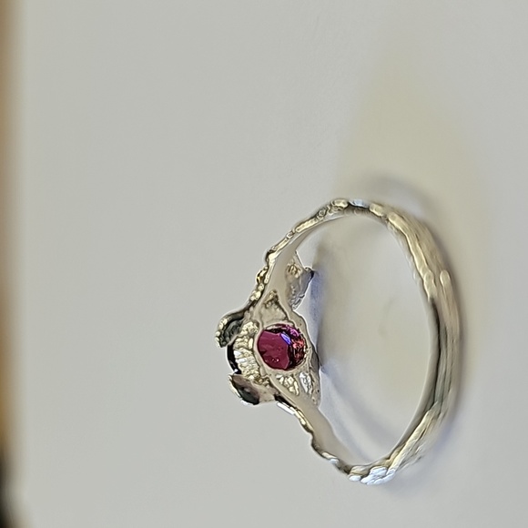 New Faceted Garnet flower sterling silver Ring size 7 - Picture 7 of 7